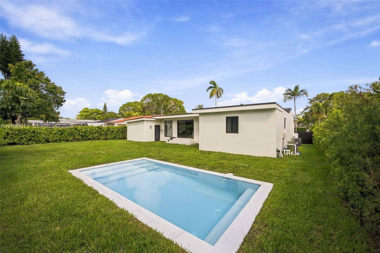 2350 SW 25th Terrace, Miami, FL 33133 Photo 30