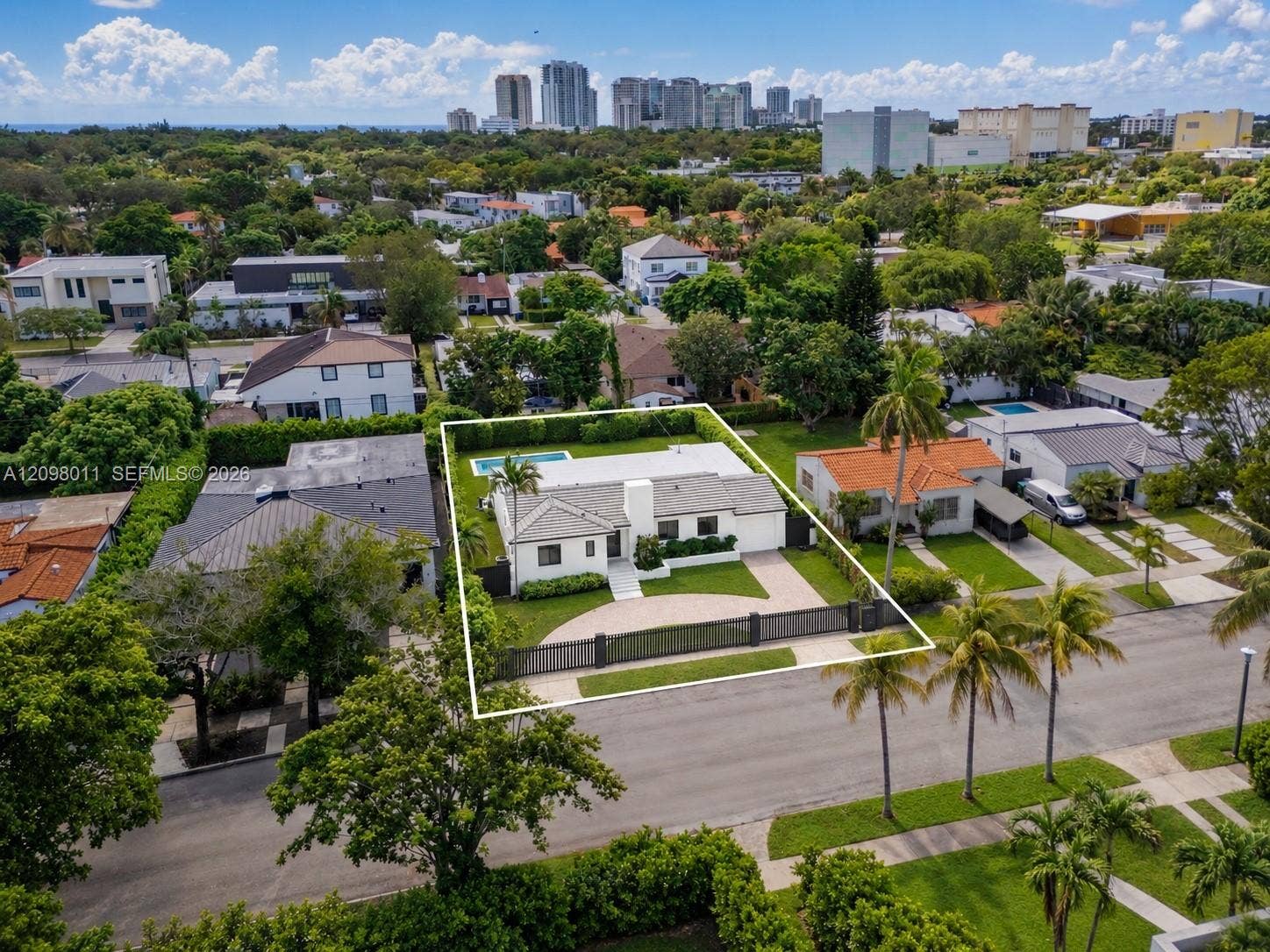 2350 SW 25th Terrace, Miami, FL 33133 Photo 31