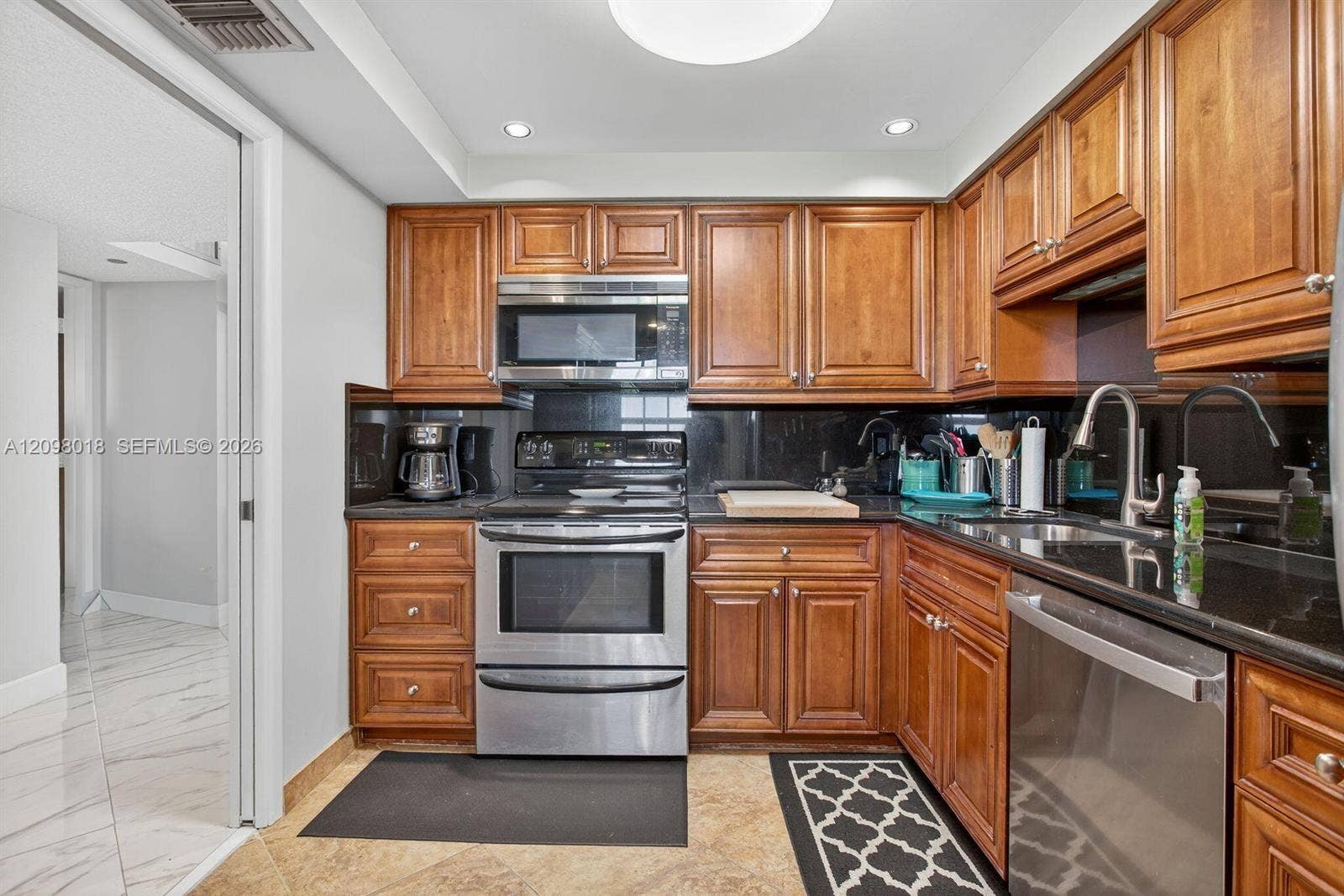 2900 N Course Drive, #905, Pompano Beach, FL 33069 Photo 7