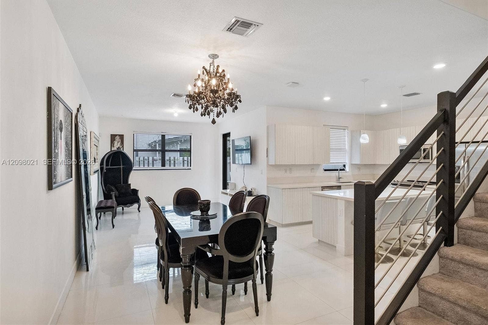8110 NW 104th Court, Doral, FL 33178 Photo 5