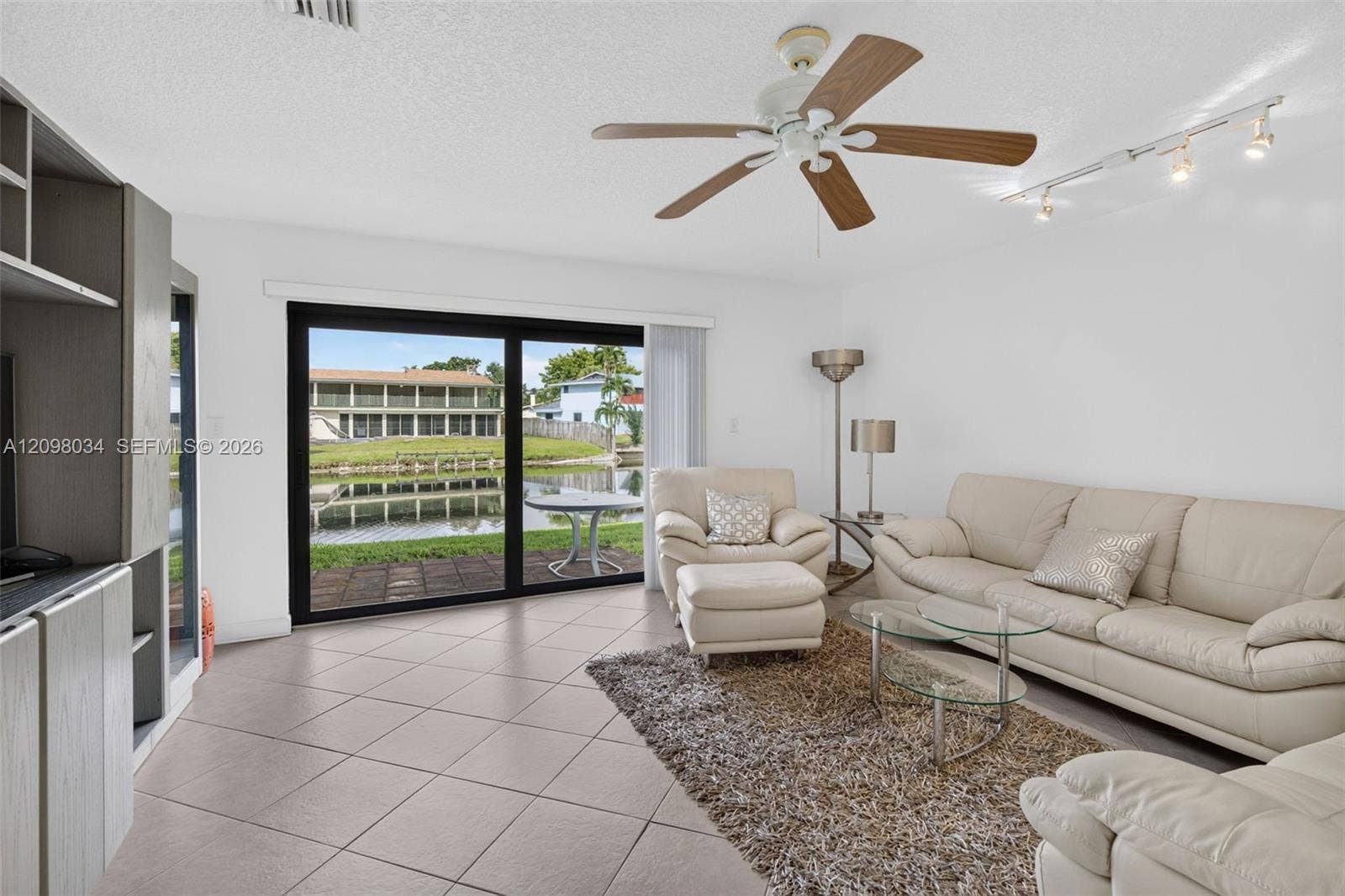 9901 Fairway Cove Lane, Plantation, FL 33324 Photo 8