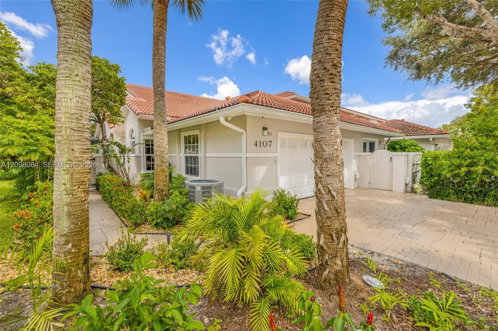 4107 Carriage Drive, #K1, Pompano Beach, FL 33069 Photo 3