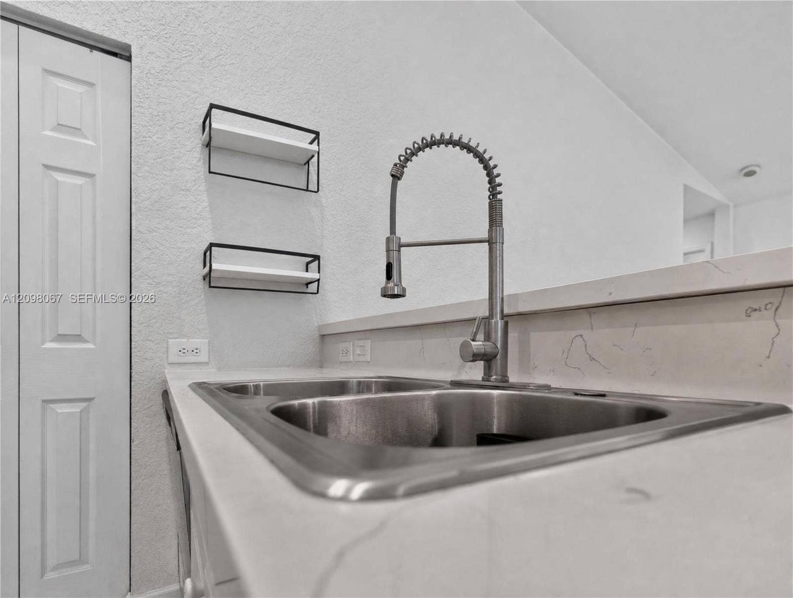 1509 Sunset Way, Weston, FL 33327 Photo 15