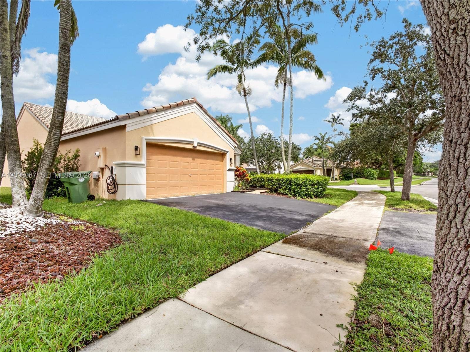 1509 Sunset Way, Weston, FL 33327 Photo 3