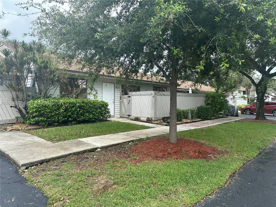 Property photo for 3635 NW 99th Terrace, #8B, Sunrise, FL