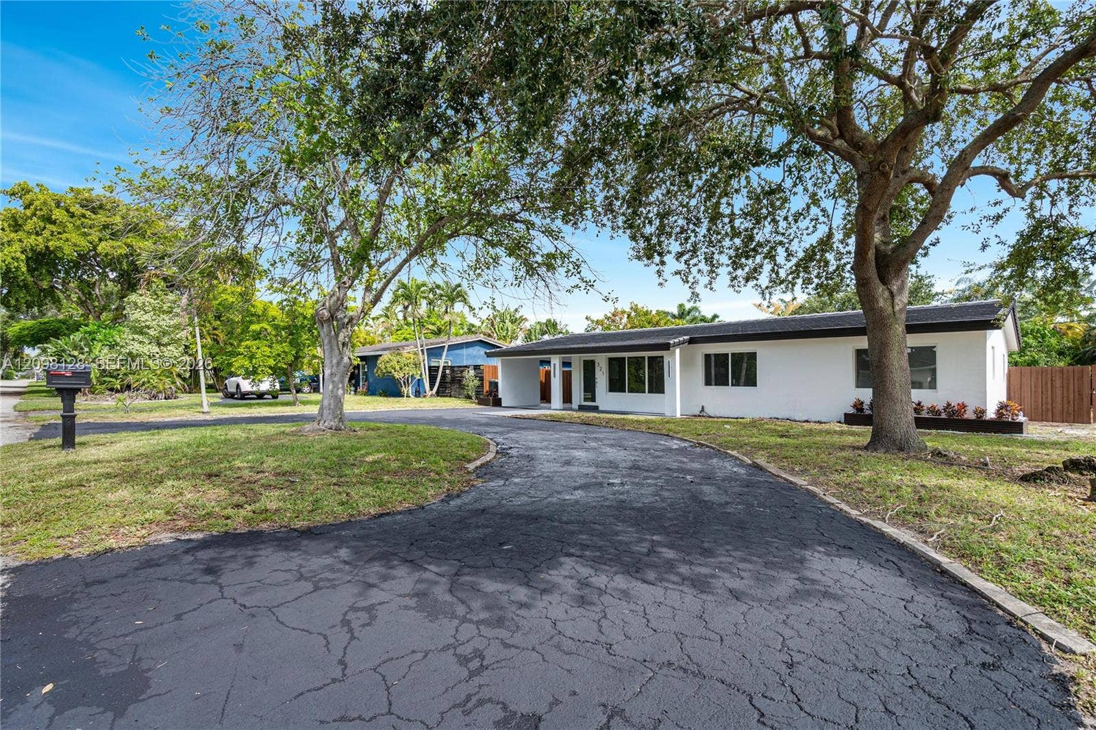 321 NW 36th Street, Oakland Park, FL 33309 Photo 4