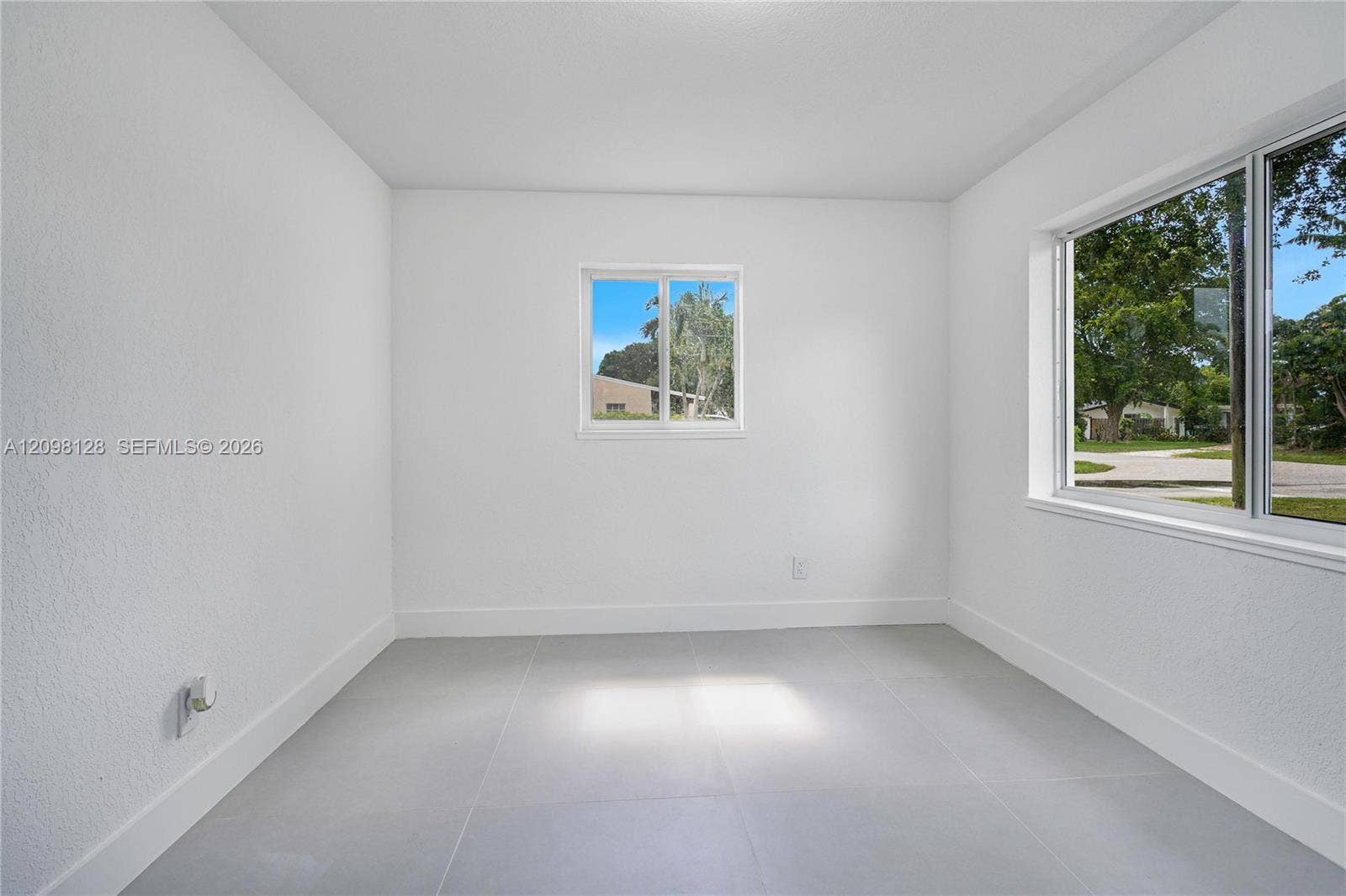 321 NW 36th Street, Oakland Park, FL 33309 Photo 16
