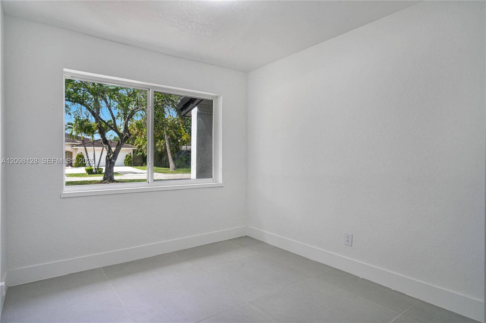 321 NW 36th Street, Oakland Park, FL 33309 Photo 14