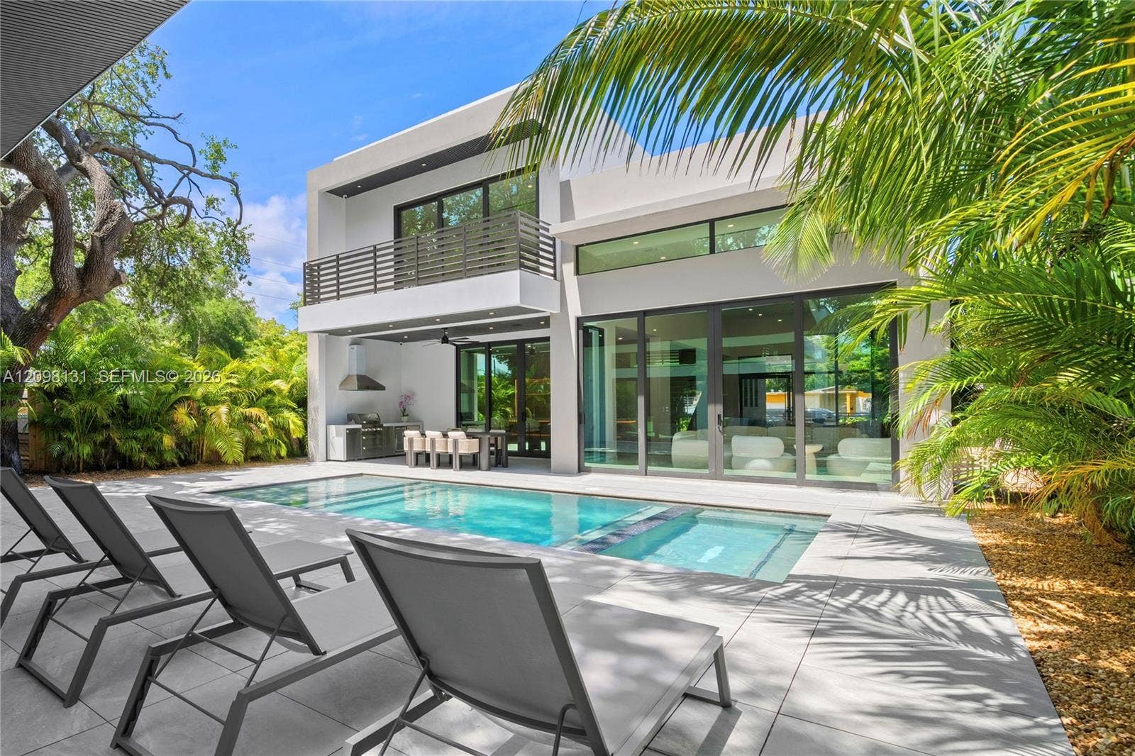 280 NW 47th Street, Miami, FL 33127 Photo 2