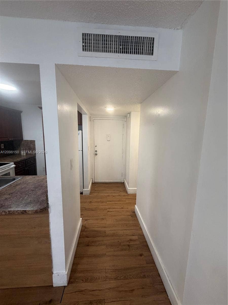 16465 NE 22nd Avenue, #412, North Miami Beach, North Miami Beach, FL 33160 Photo 2