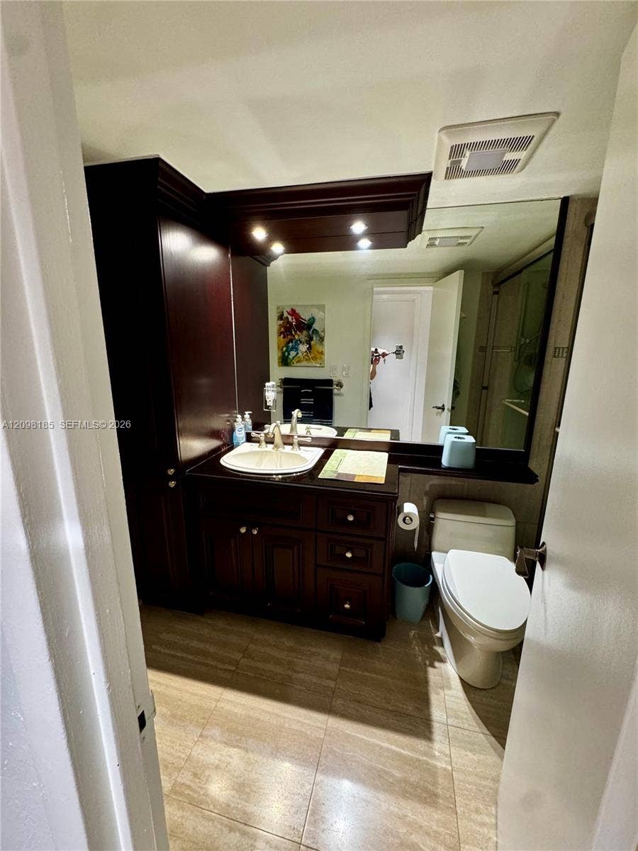 100 Golden Isles Drive, #1405, Hallandale Beach, FL 33009 Photo 32