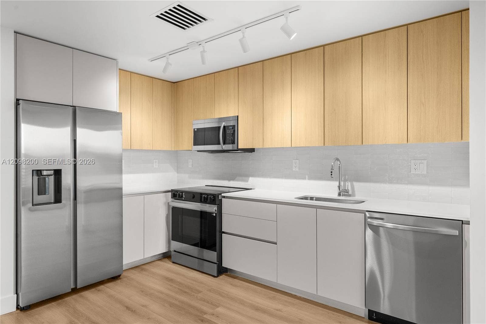 215 SE 4th Street, #204, Hallandale Beach, Hallandale Beach, FL 33009 Photo 10