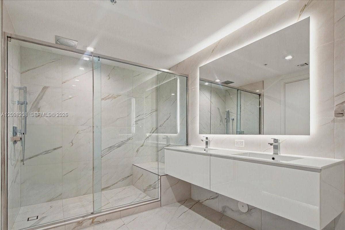 1170 E Hallandale, #2109, Hallandale Beach, Hallandale Beach, FL 33009 Photo 30