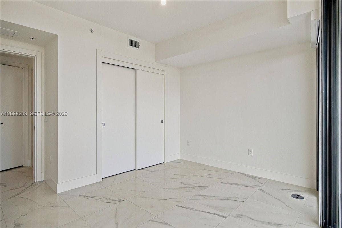 1170 E Hallandale, #2109, Hallandale Beach, Hallandale Beach, FL 33009 Photo 21