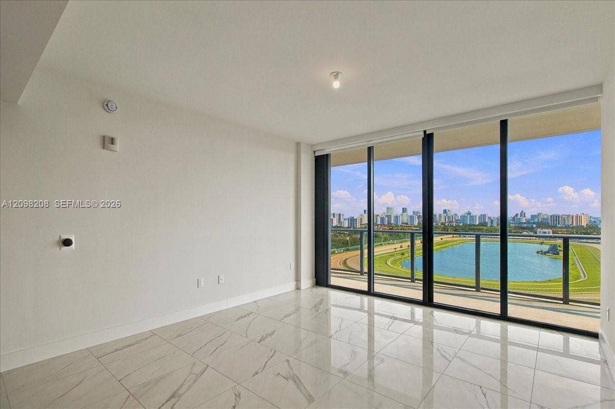1170 E Hallandale, #2109, Hallandale Beach, Hallandale Beach, FL 33009 Photo 3