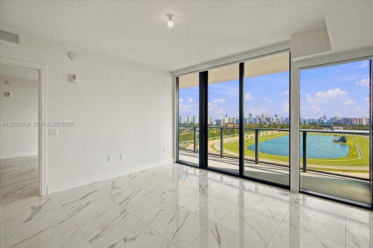 1170 E Hallandale, #2109, Hallandale Beach, Hallandale Beach, FL 33009 Photo 15