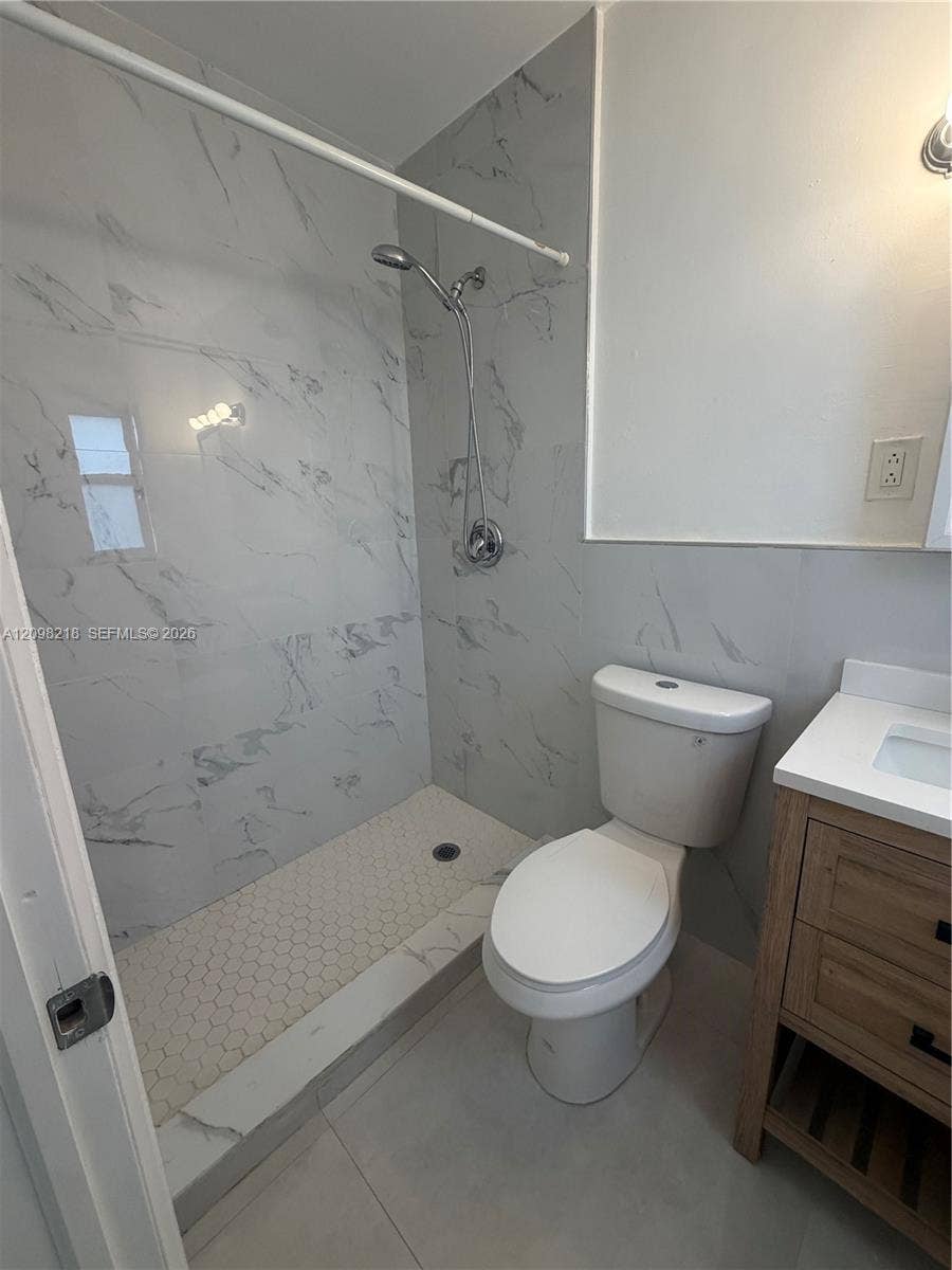 1204 N 24th Avenue, #1206, Hollywood, Hollywood, FL 33020 Photo 6