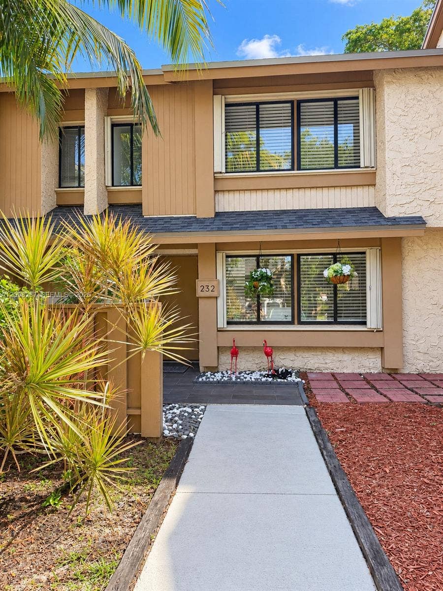 Property photo for 232 Wimbledon Lake Drive, #232, Plantation, FL