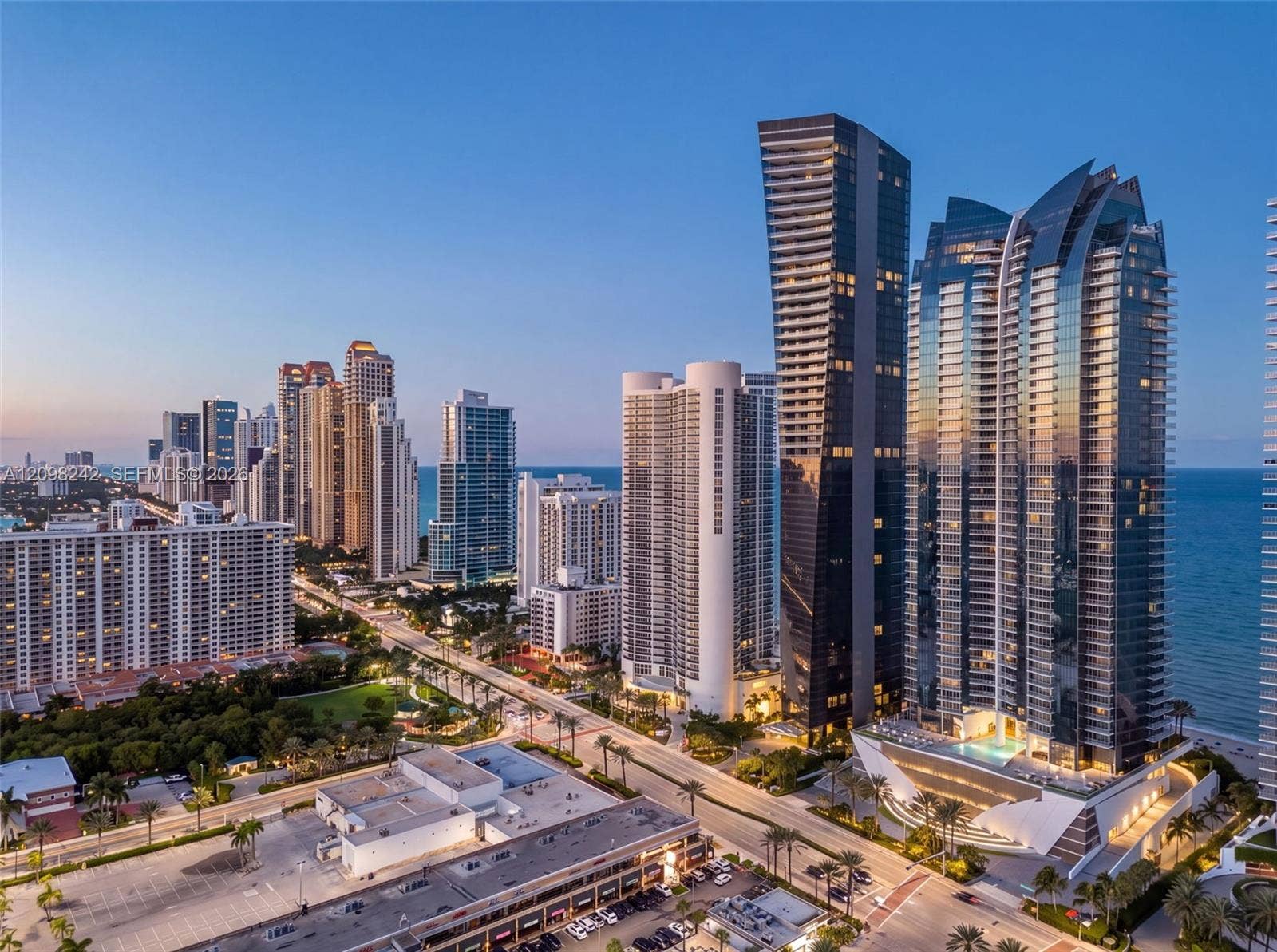 17121 Collins Avenue, #803, Sunny Isles Beach, FL 33160 Photo 2