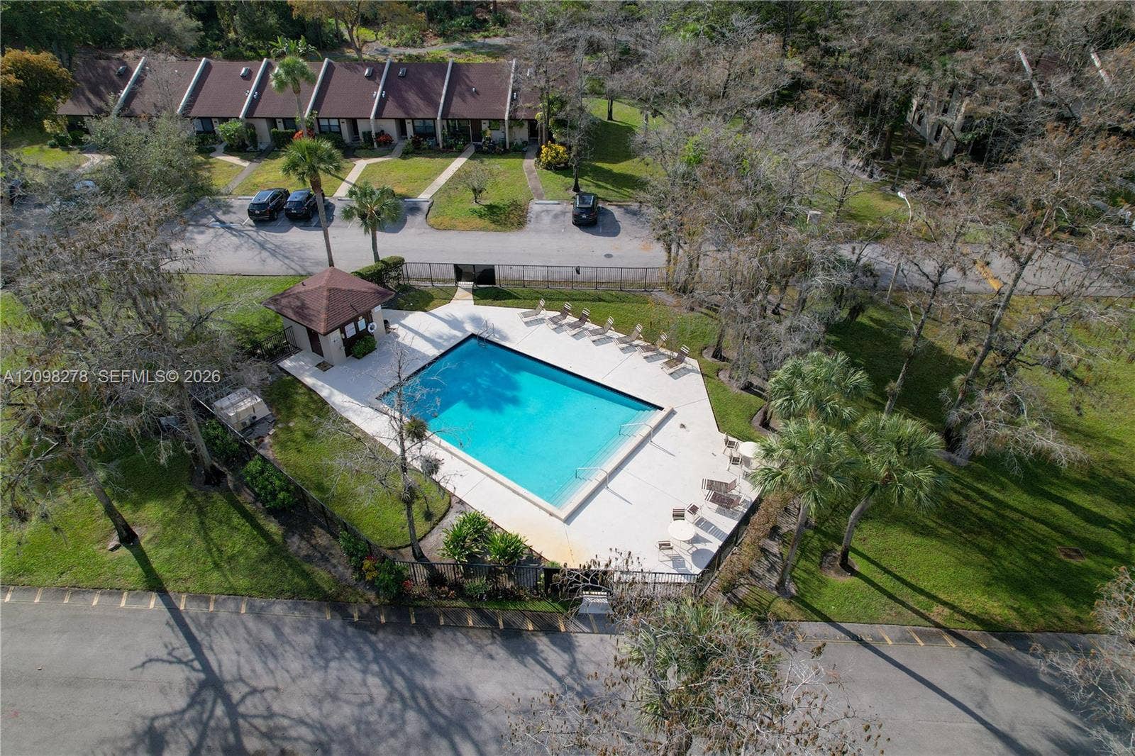 898 NW 47th Street, Deerfield Beach, FL 33064 Photo 24