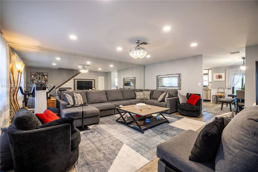 Property photo for 898 NW 47th Street, Deerfield Beach, FL