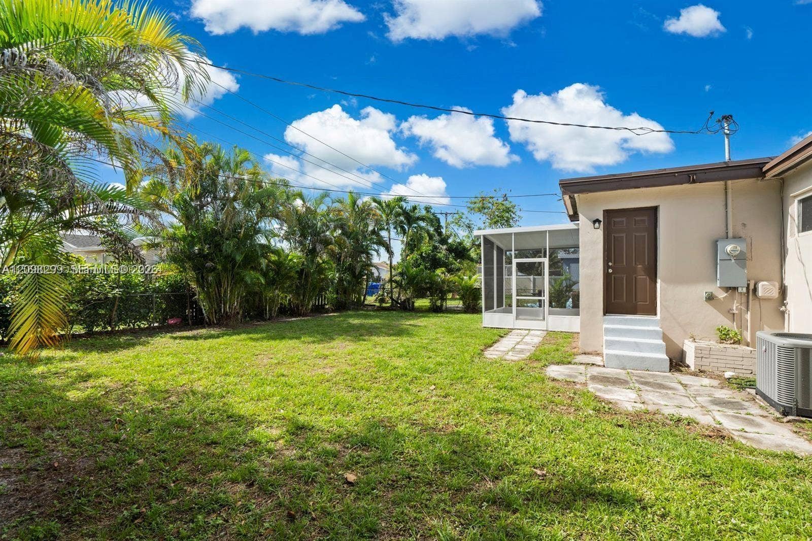 7532 Farragut Street, Hollywood, FL 33024 Photo 12