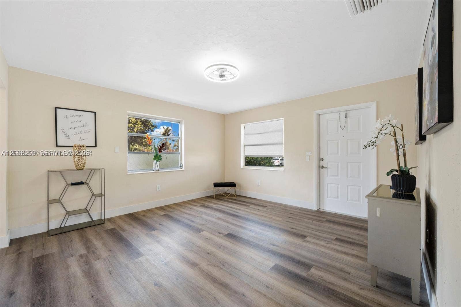 7532 Farragut Street, Hollywood, FL 33024 Photo 2