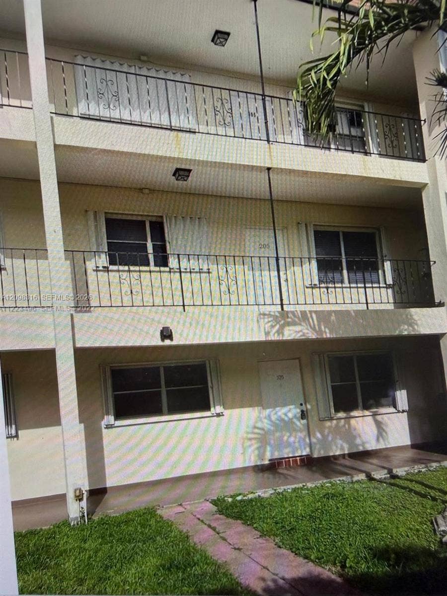 2200 Taylor Street, #105, Hollywood, Hollywood, FL 33020 Photo 9