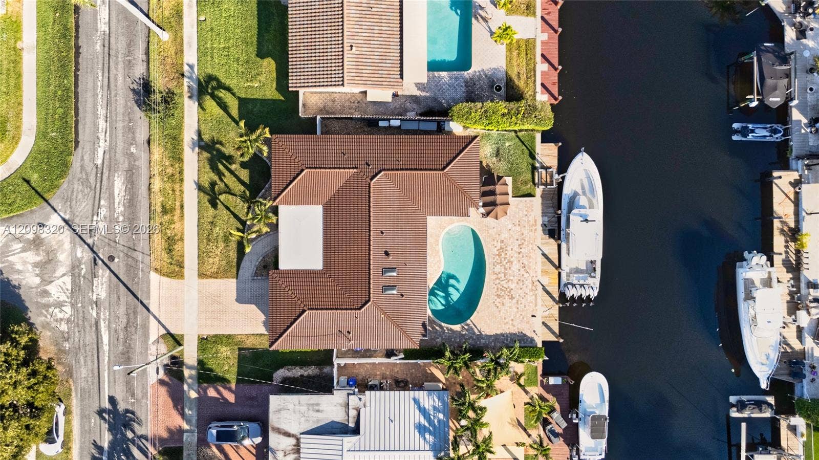 800 SE 3rd Terrace, Pompano Beach, Pompano Beach, FL 33060 Photo 2