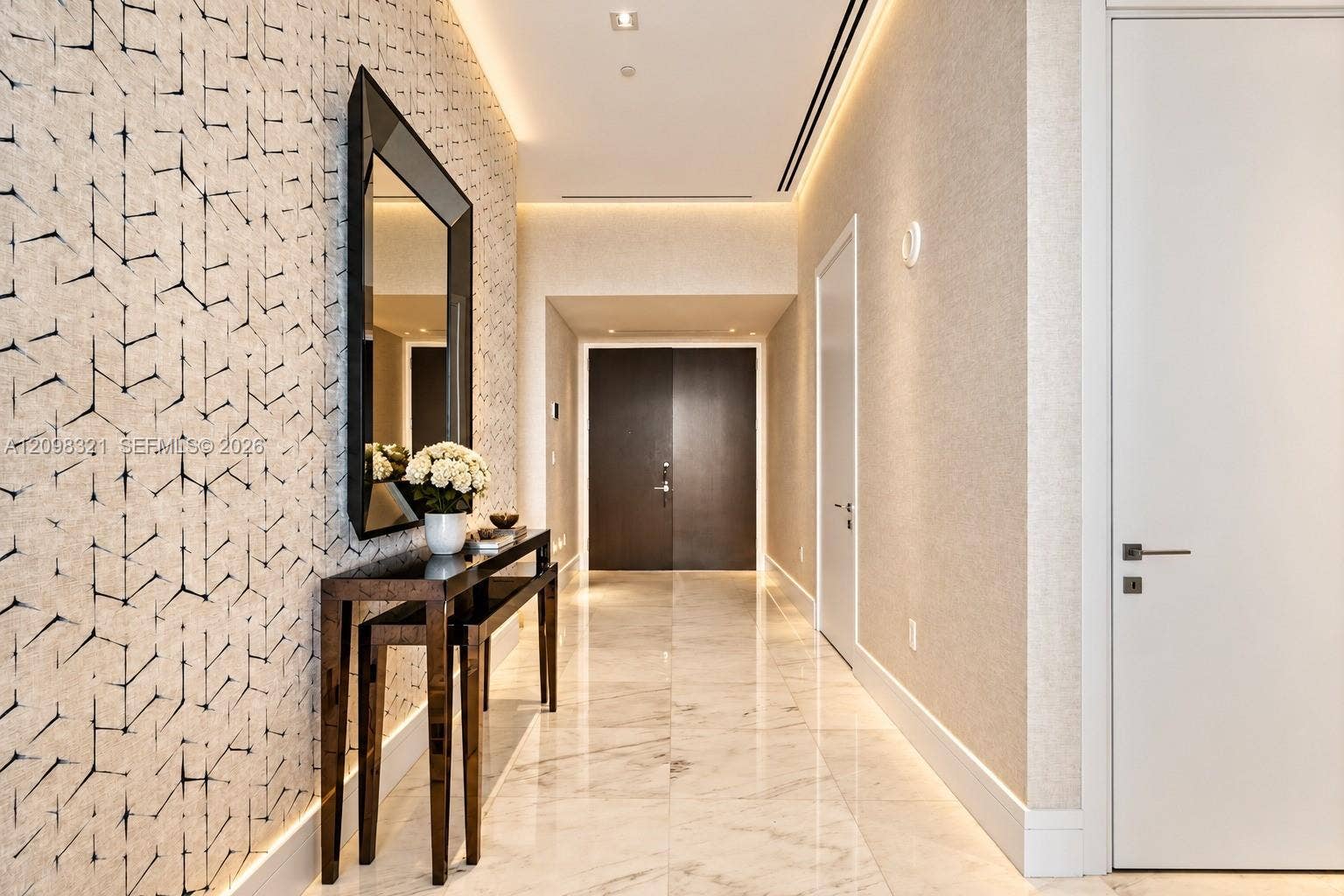 17141 Collins Avenue, #3002, Sunny Isles Beach, FL 33160 ENTRANCE