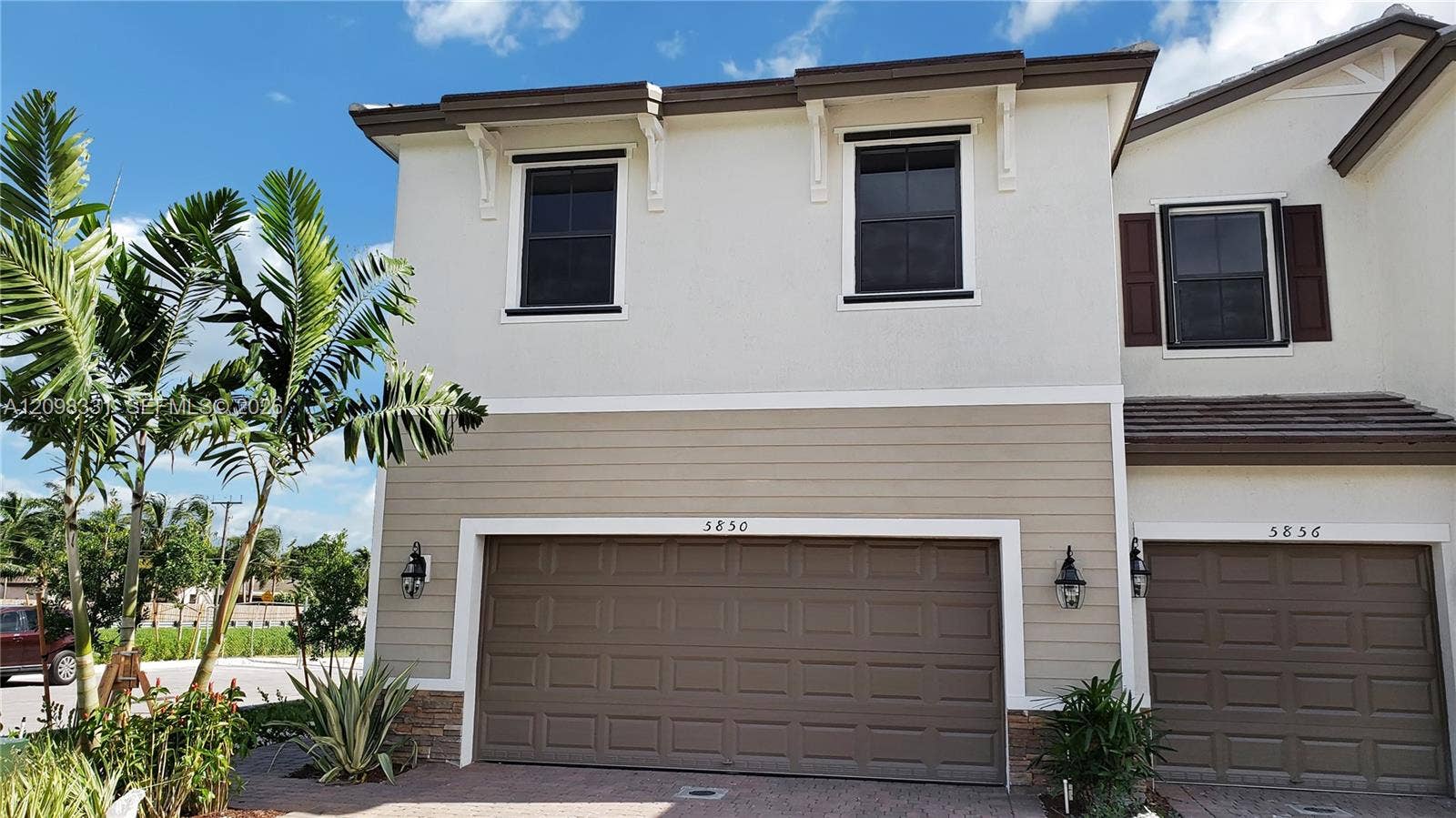 5850 Clydesdale Court, Davie, Davie, FL 33314 Photo 2