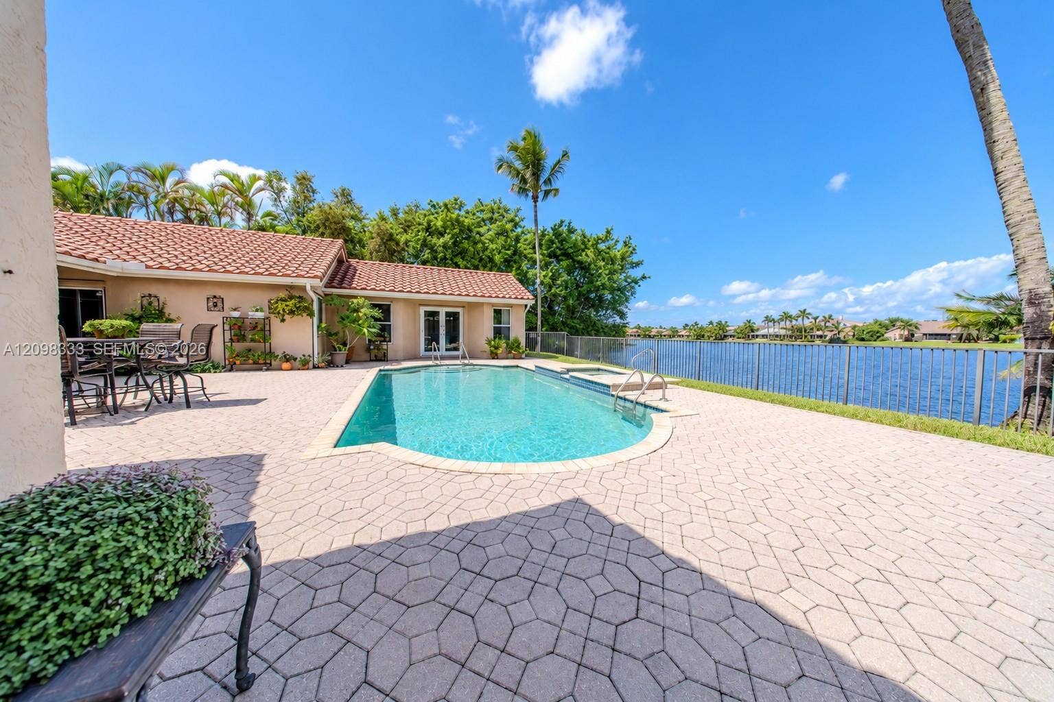 10071 NW 7th Street, Plantation, FL 33324 Photo 3