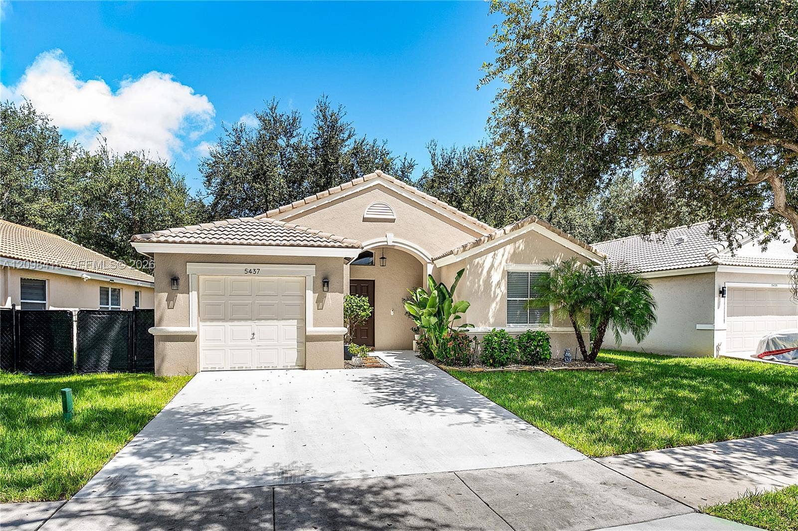 5437 NW 50th Court, Coconut Creek, FL 33073 Photo 3