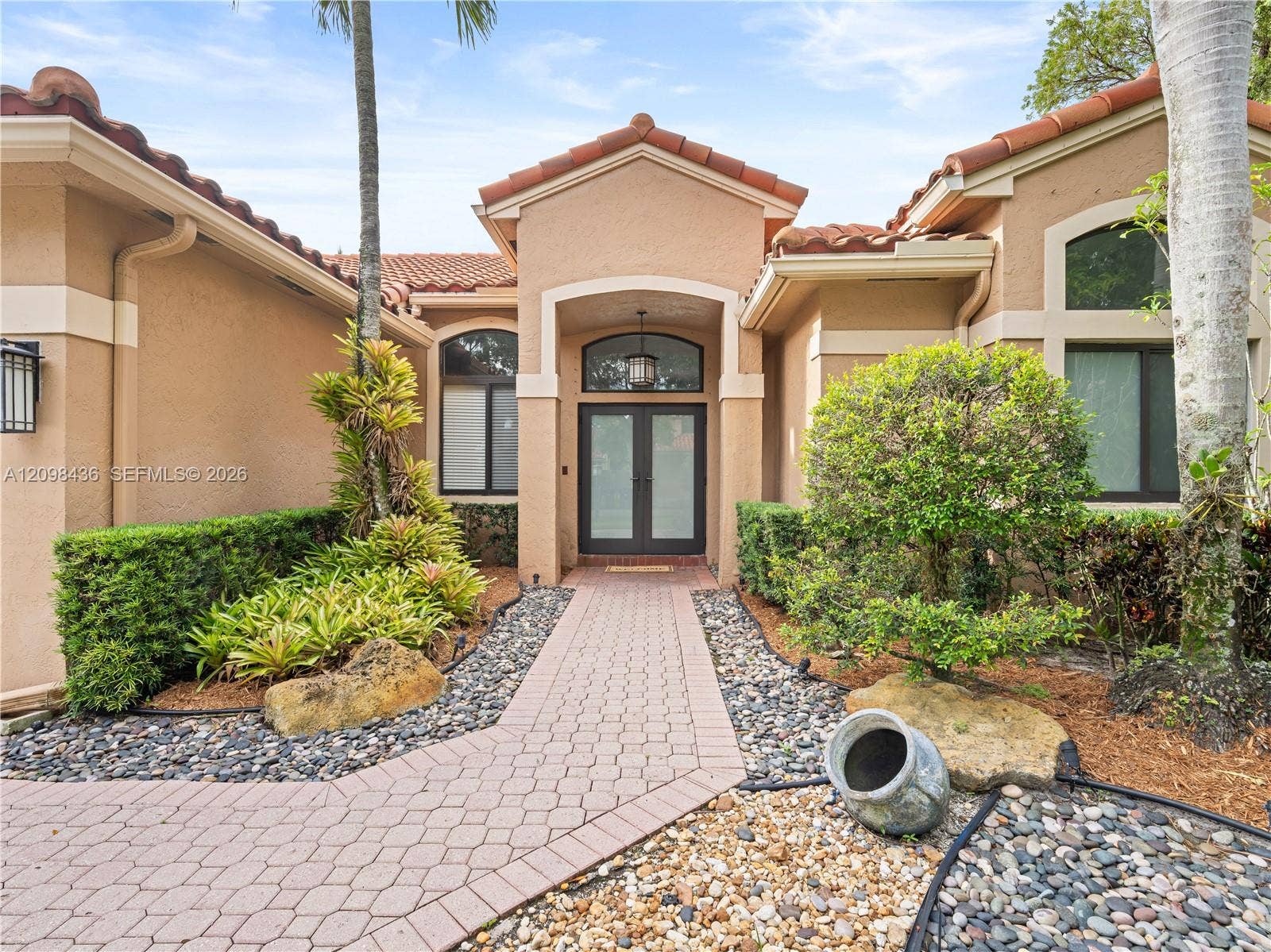 10938 Nashville Drive, Cooper City, FL 33026 Photo 4