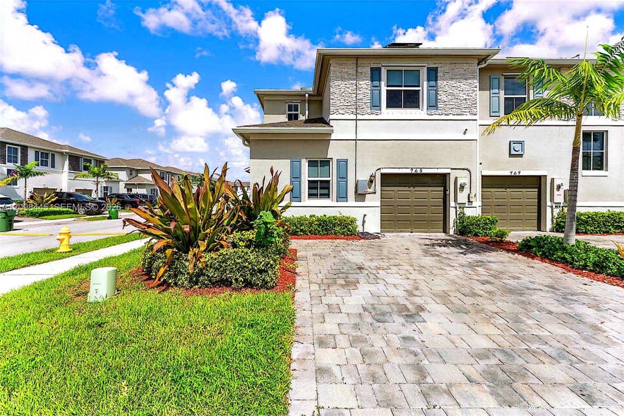 Property photo for 763 SE 18th Street, Homestead, FL