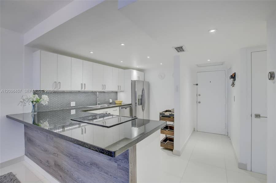 Property photo for 3375 N Country Club Drive, #103, Aventura, FL