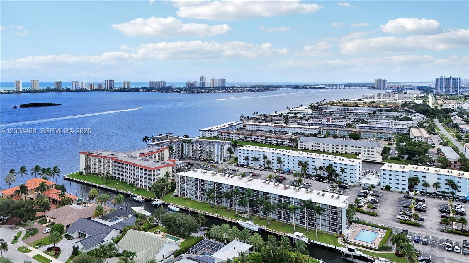 109 N Paradise Harbour Boulevard, #406, North Palm Beach, FL 33408 Photo 5