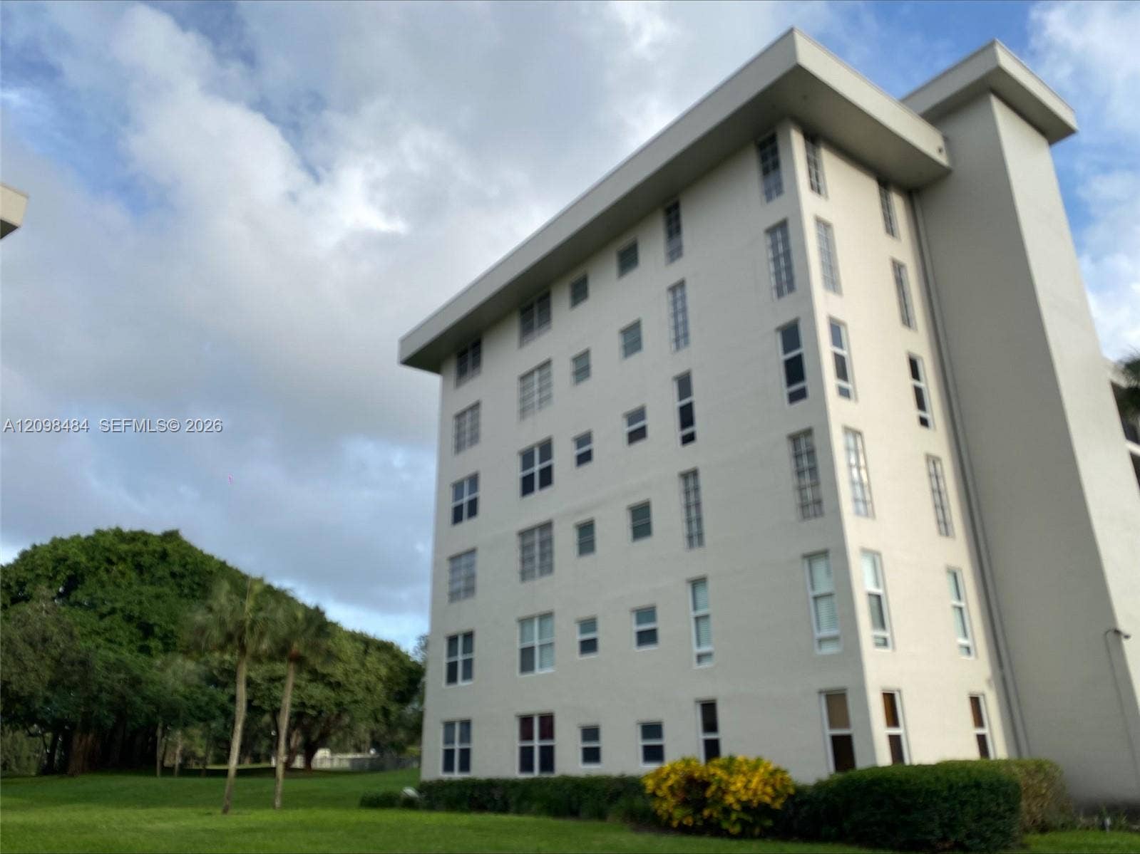 2650 S Course Drive, #110, Pompano Beach, FL 33069 Photo 4
