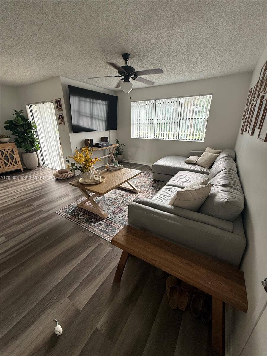 510 S Park Road, #14-10, Hollywood, FL 33021 Photo 6
