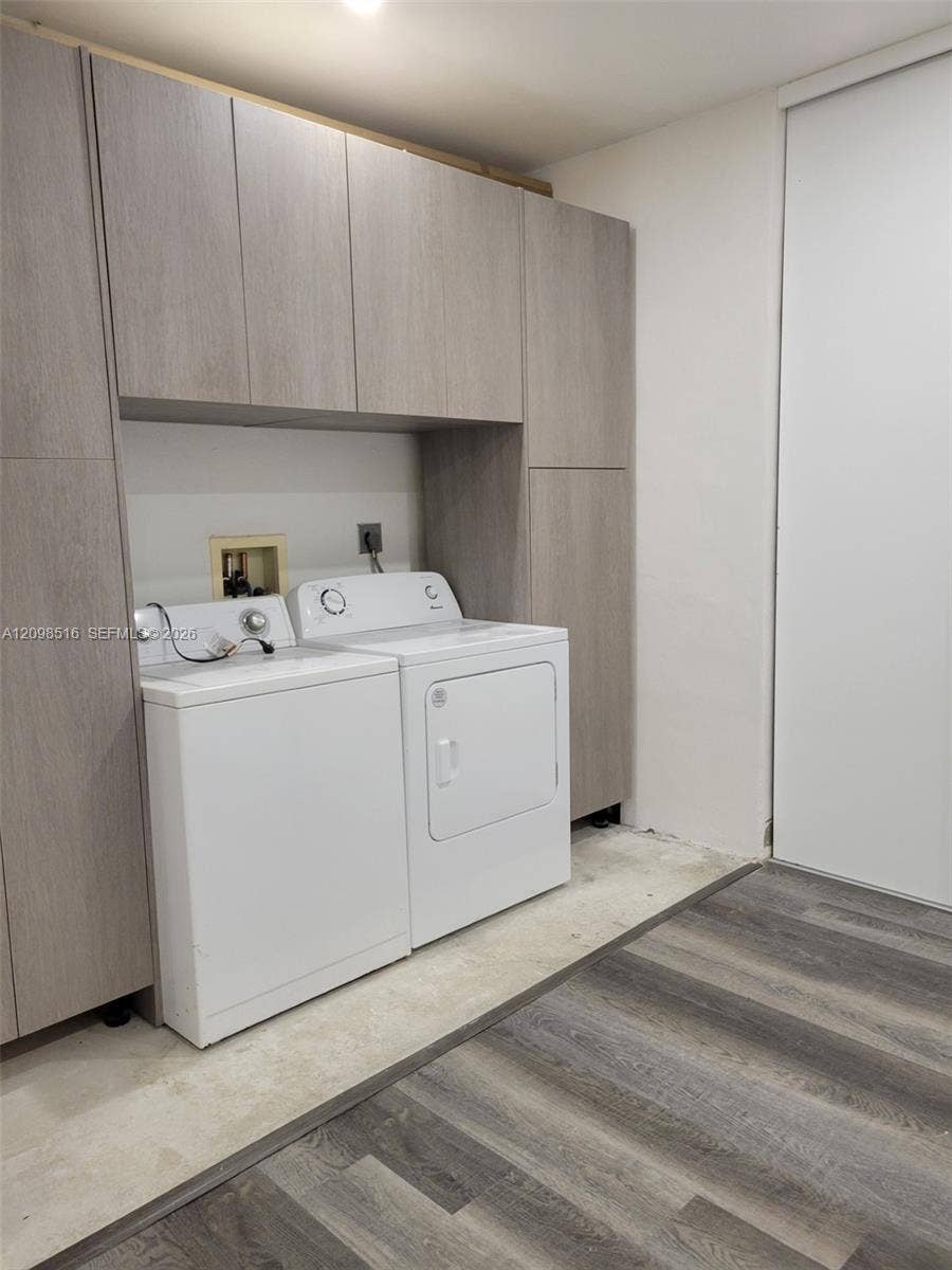 Laundry with closets