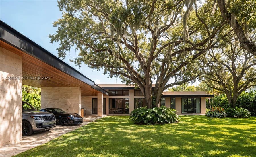 Property photo for 955 NE 128th Street, North Miami, FL