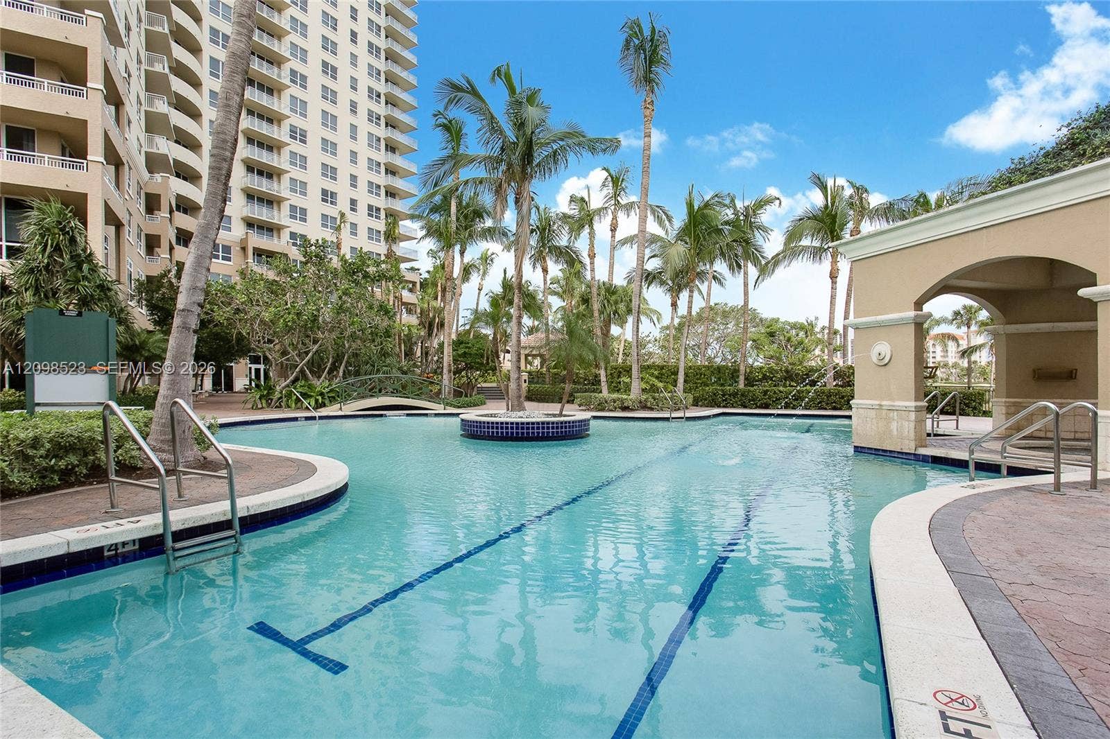 19501 W Country Club Drive, #PH-02, Aventura, FL 33180 Photo 26