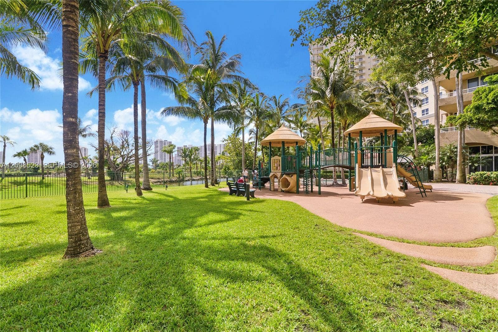 19501 W Country Club Drive, #PH-02, Aventura, FL 33180 Photo 27