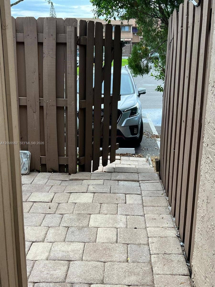 8102 SW 20th Court, Davie, Davie, FL 33324 Photo 26