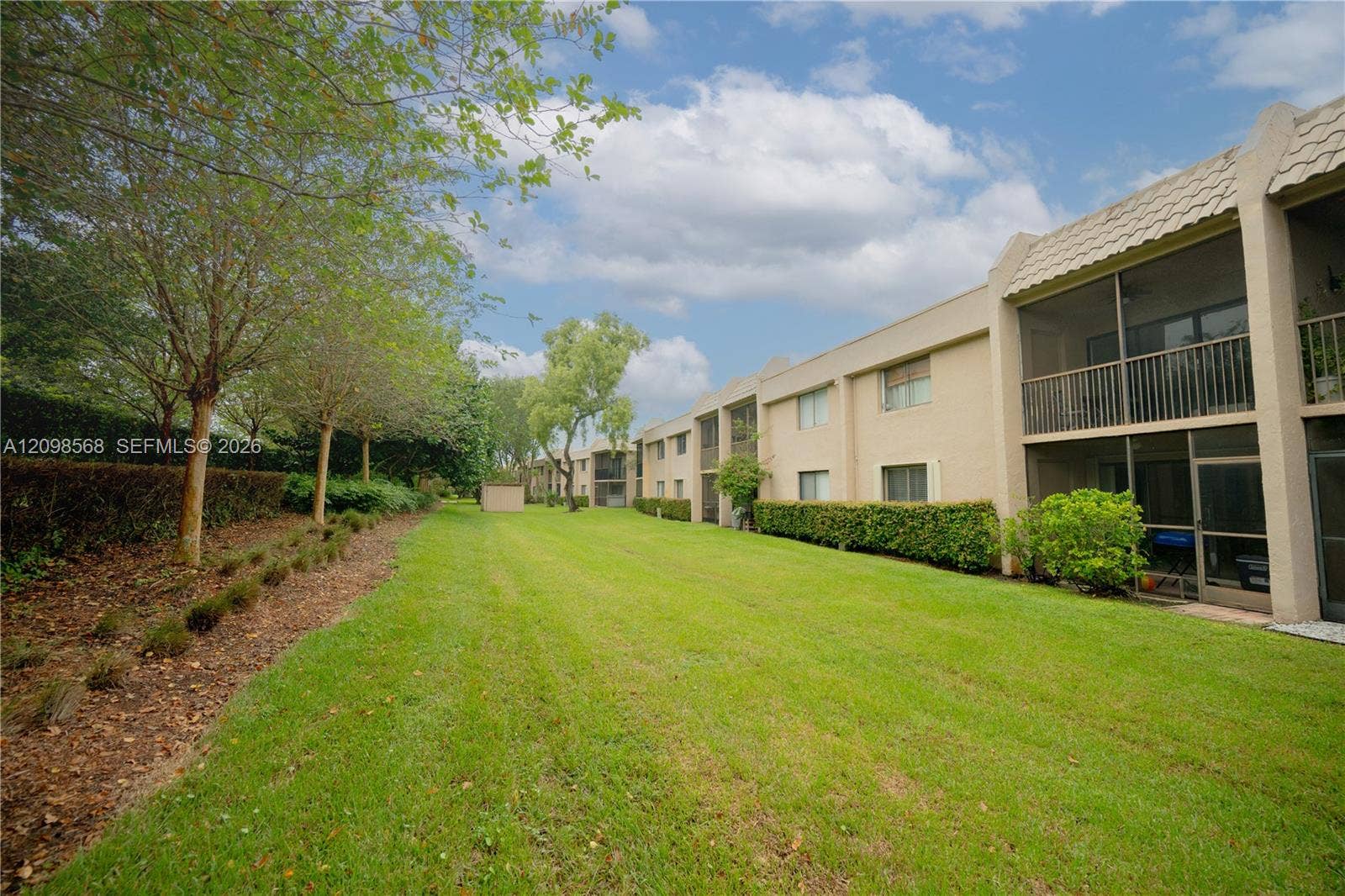 350 Racquet Club Road, #102, Weston, FL 33326 Photo 29