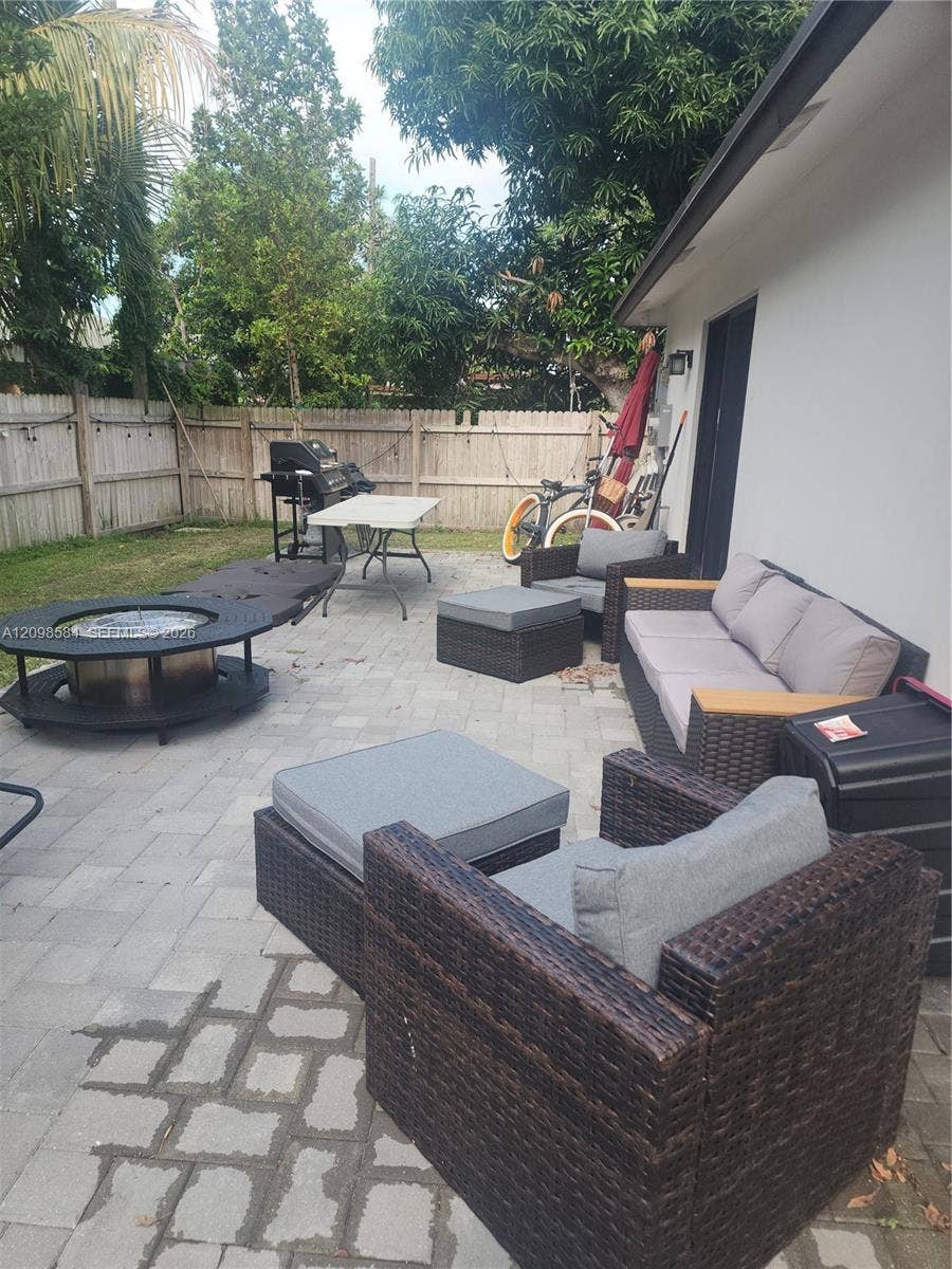 413 SW 10th Street, Delray Beach, Delray Beach, FL 33444 Photo 3