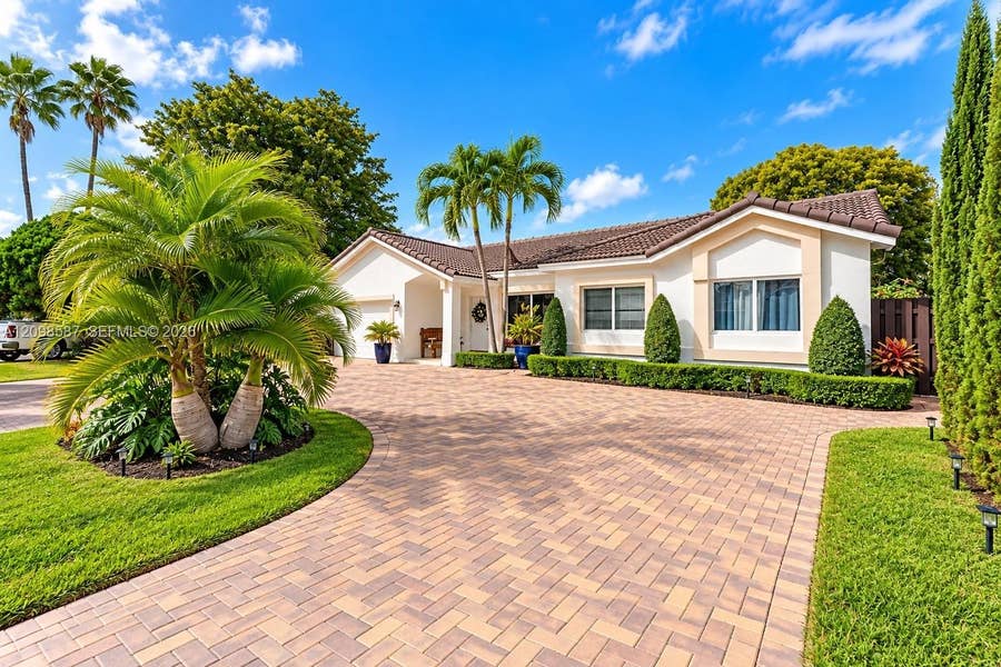 Property photo for 15325 SW 54th Terrace, Miami, FL