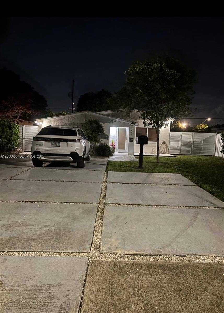 Property photo for North Miami Beach, FL