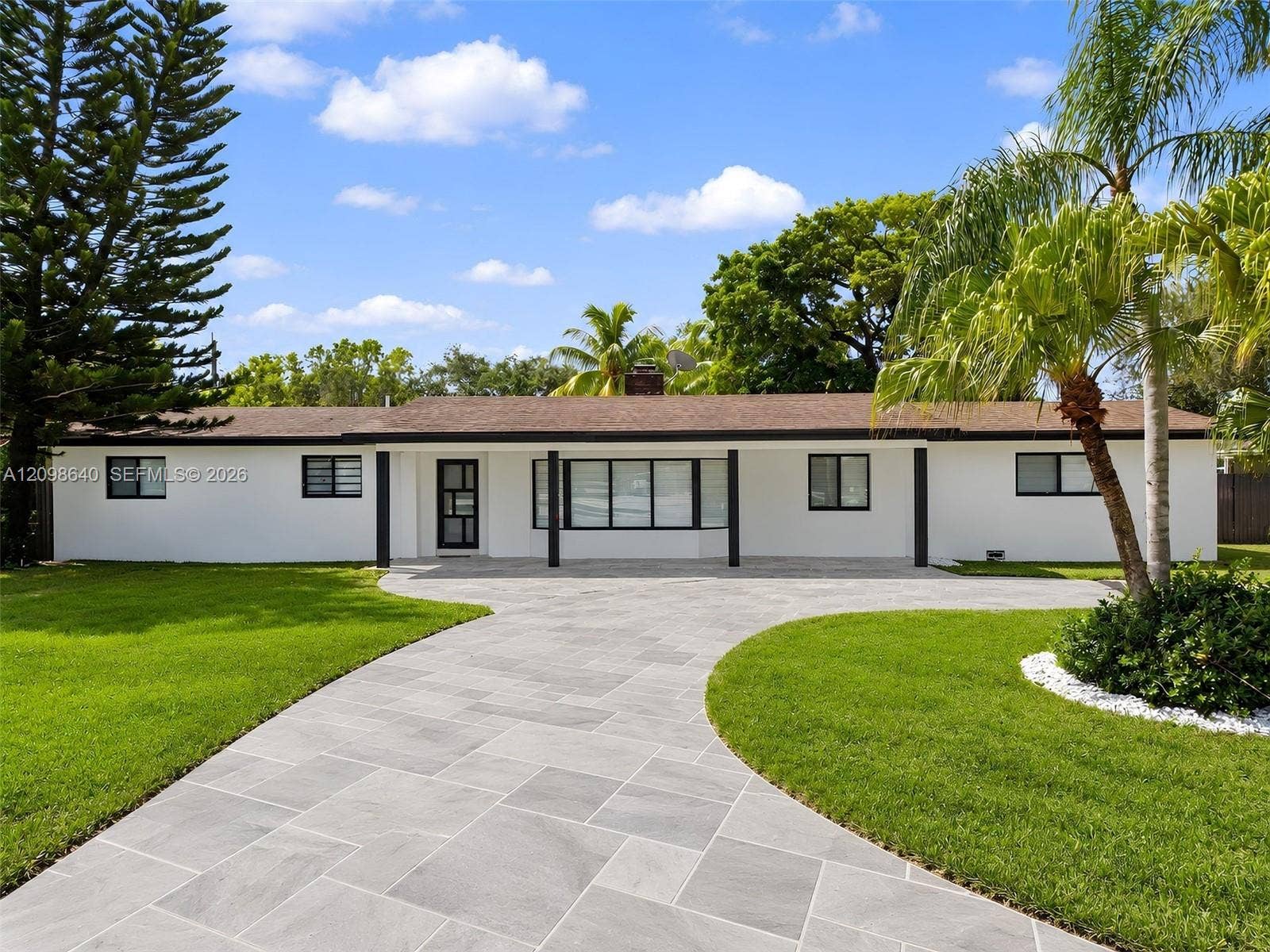 8200 SW 164th Street, Palmetto Bay, FL 33157 Photo 1