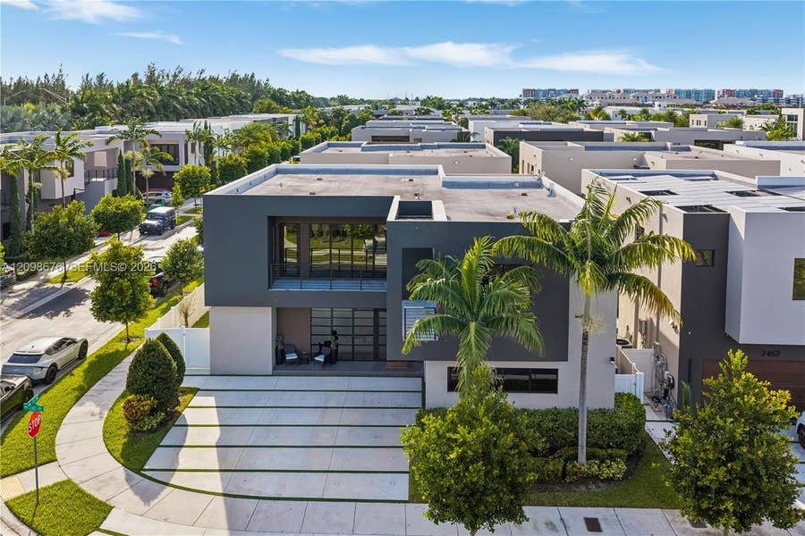 Property photo for 7442 NW 100th Avenue, Doral, FL